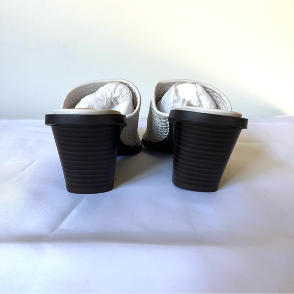 JustFab Mule, Subtle Sophisticate, Bone, size 6.5 - Picture 6 of 8